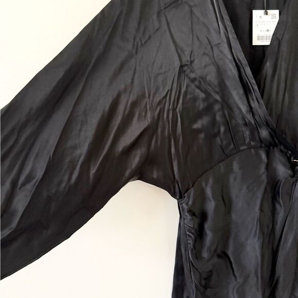 NWT Zara Long Sleeve Blouson Faux Wrap Dress in Black Size L - Picture 4 of 7
